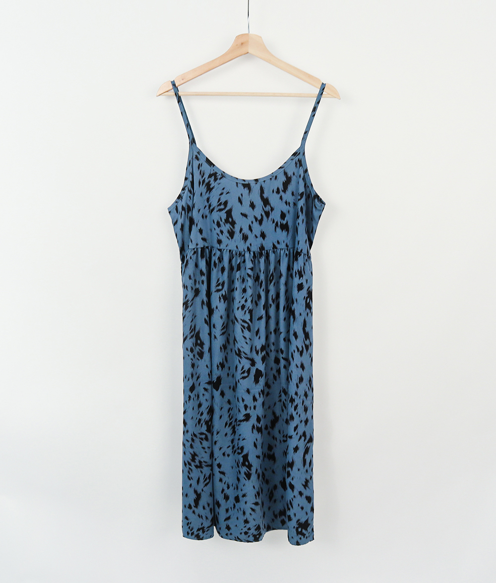 드레스 네이비블루 색상 이미지-S1L22